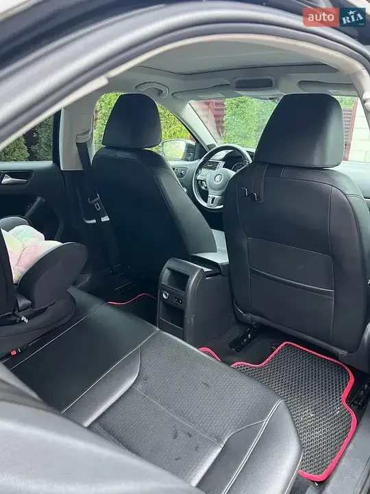 Volkswagen Jetta 2013 photo 4