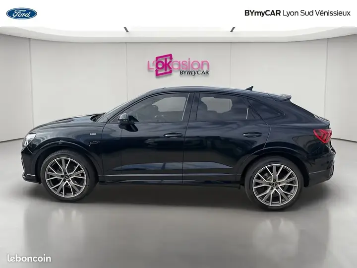 Audi Q3 2024 photo 2