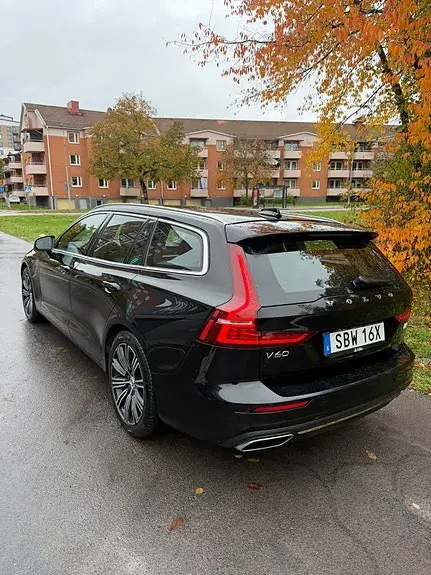 Volvo V60 2021 photo 3