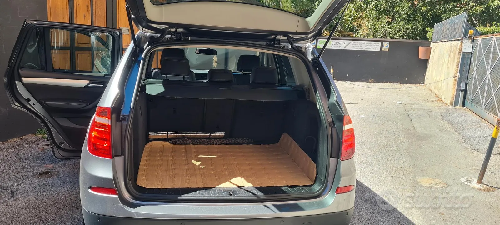 BMW X3 2013 photo 2