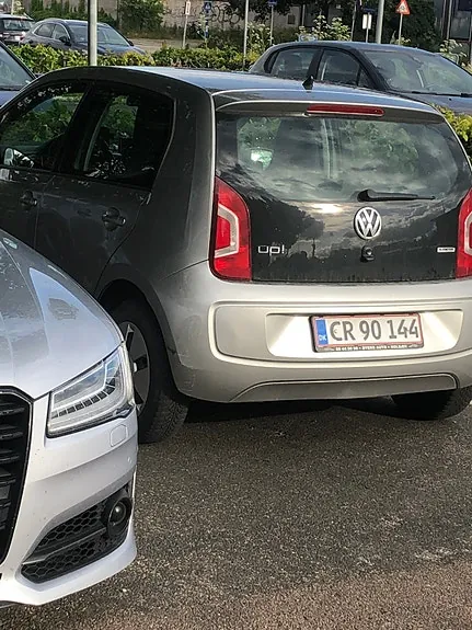 Volkswagen Up 2015 photo 3