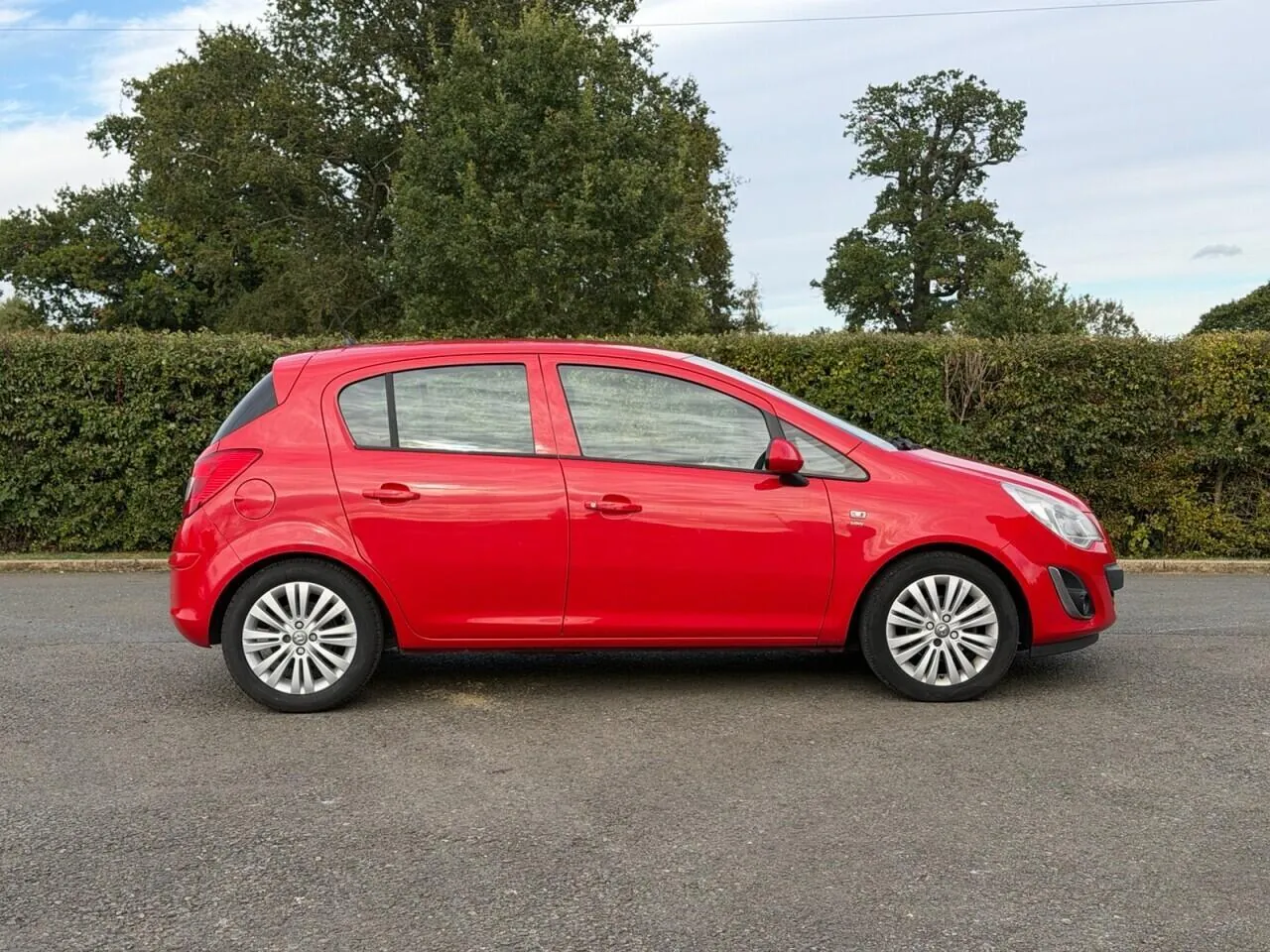 Vauxhall Corsa 2013 photo 3