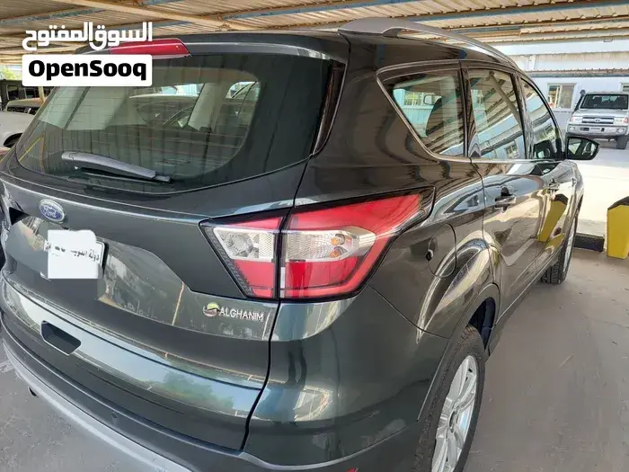 Ford Escape 2018 photo 3