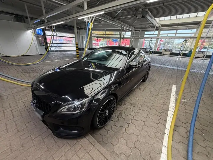 Mercedes-Benz C180
