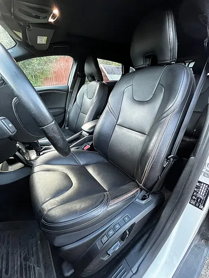 Volvo V40 Cross Country 2019 photo 4