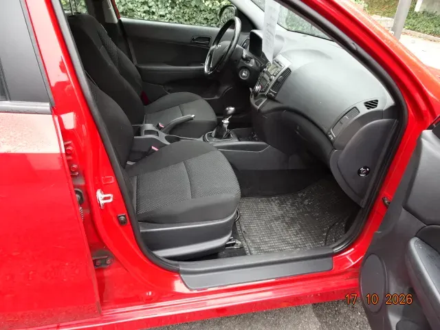Hyundai I30 2011 photo 3