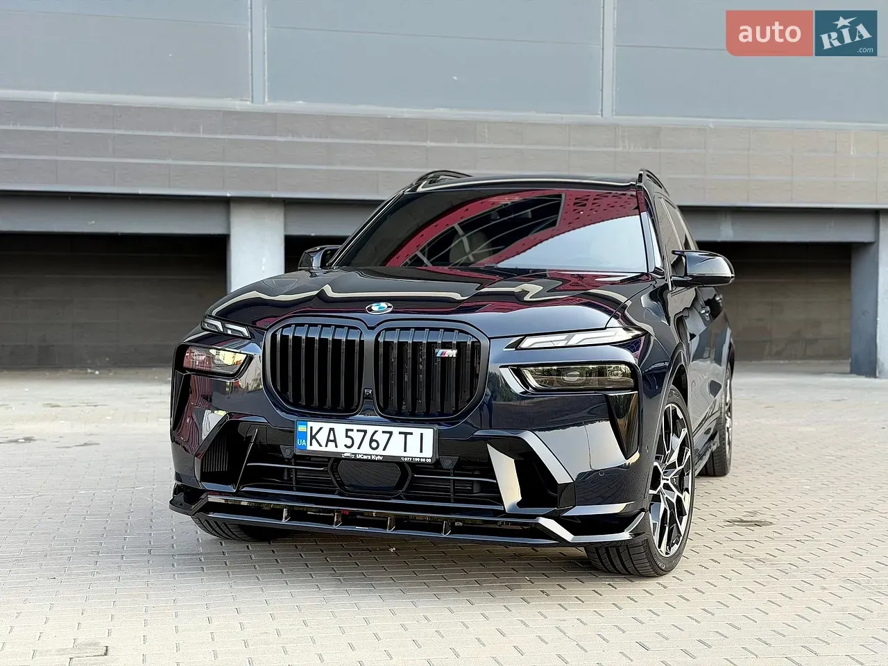 BMW X7 2025 photo 4