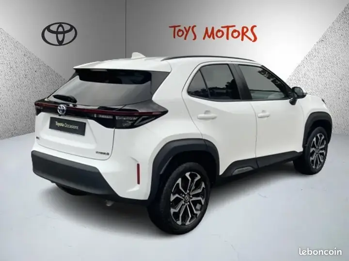 Toyota Yaris Cross 2023 photo 2