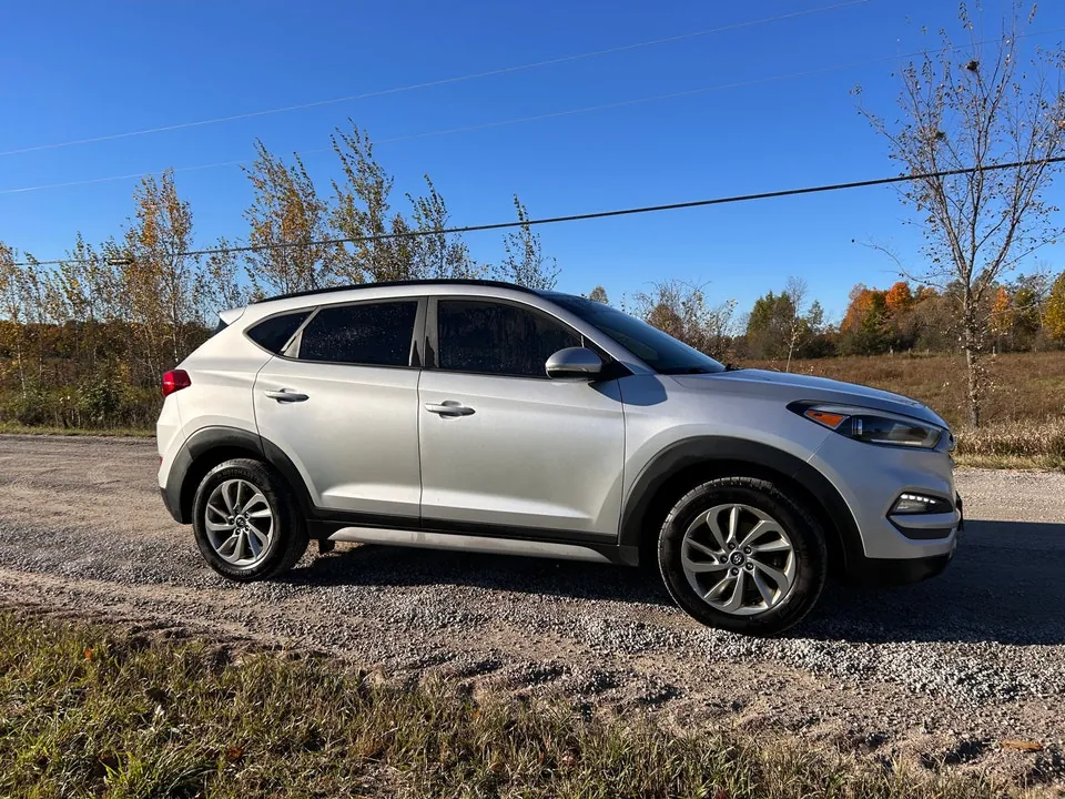 Hyundai Tucson 2017 photo 2