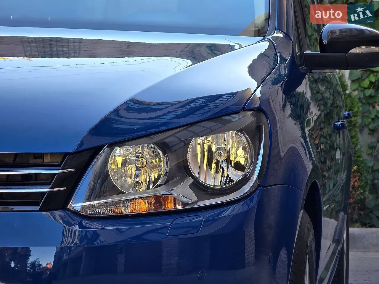 Volkswagen Touran 2012 photo 5