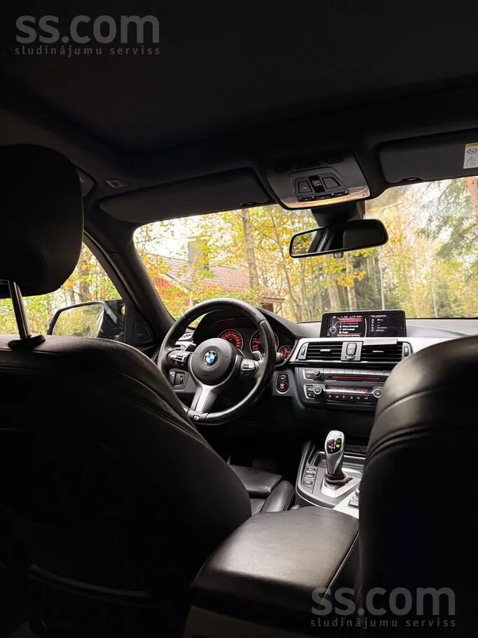 BMW 330 2013 photo 5