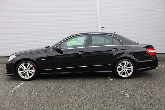Mercedes-Benz E220 2011 photo 3
