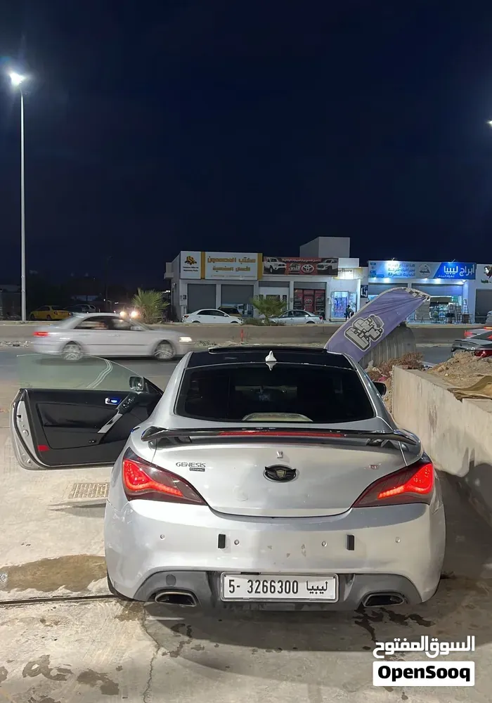 Genesis Coupe