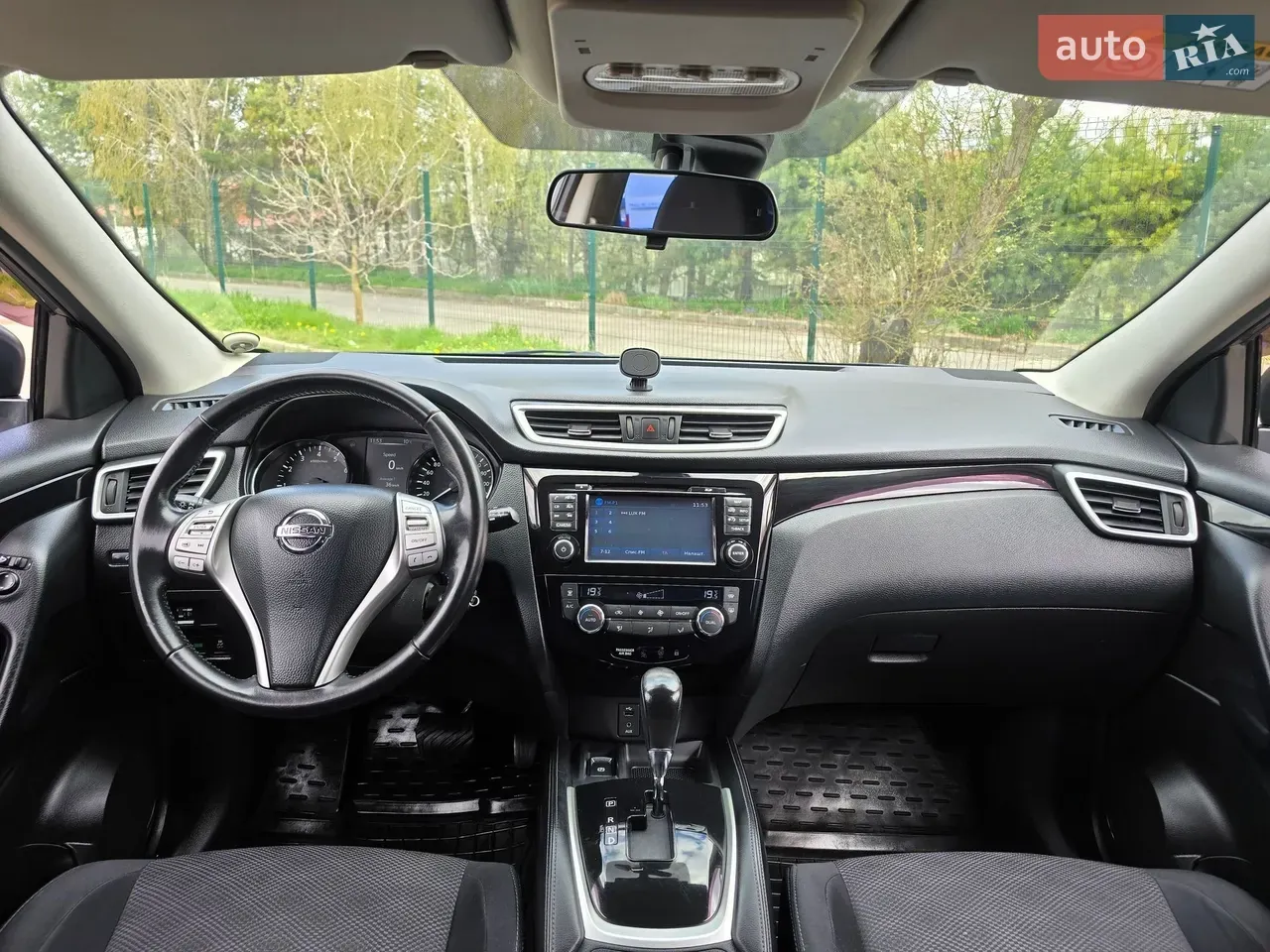 Nissan Qashqai 2016 photo 2
