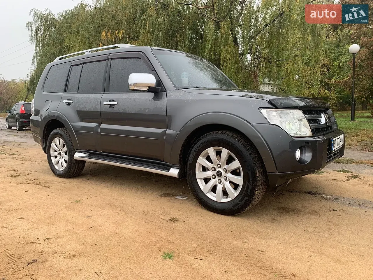 Mitsubishi Pajero Wagon 2011 photo 3