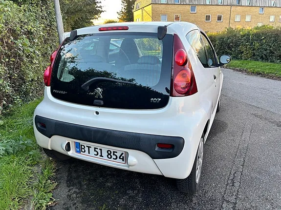 Peugeot 107 2014 photo 2