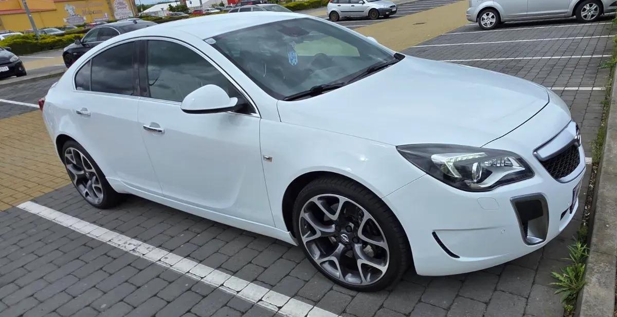 Opel Insignia 2014 photo 2
