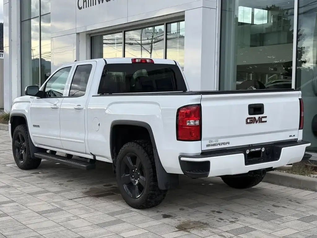 GMC Sierra 1500 2018 photo 3