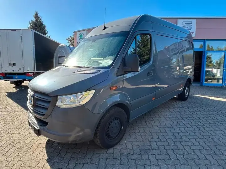 Mercedes-Benz Esprinter