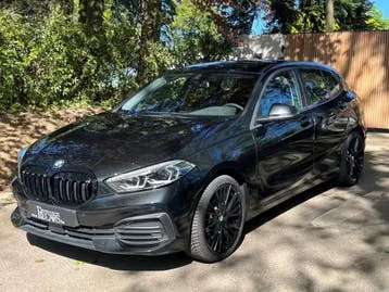 BMW 118 2023 photo 3