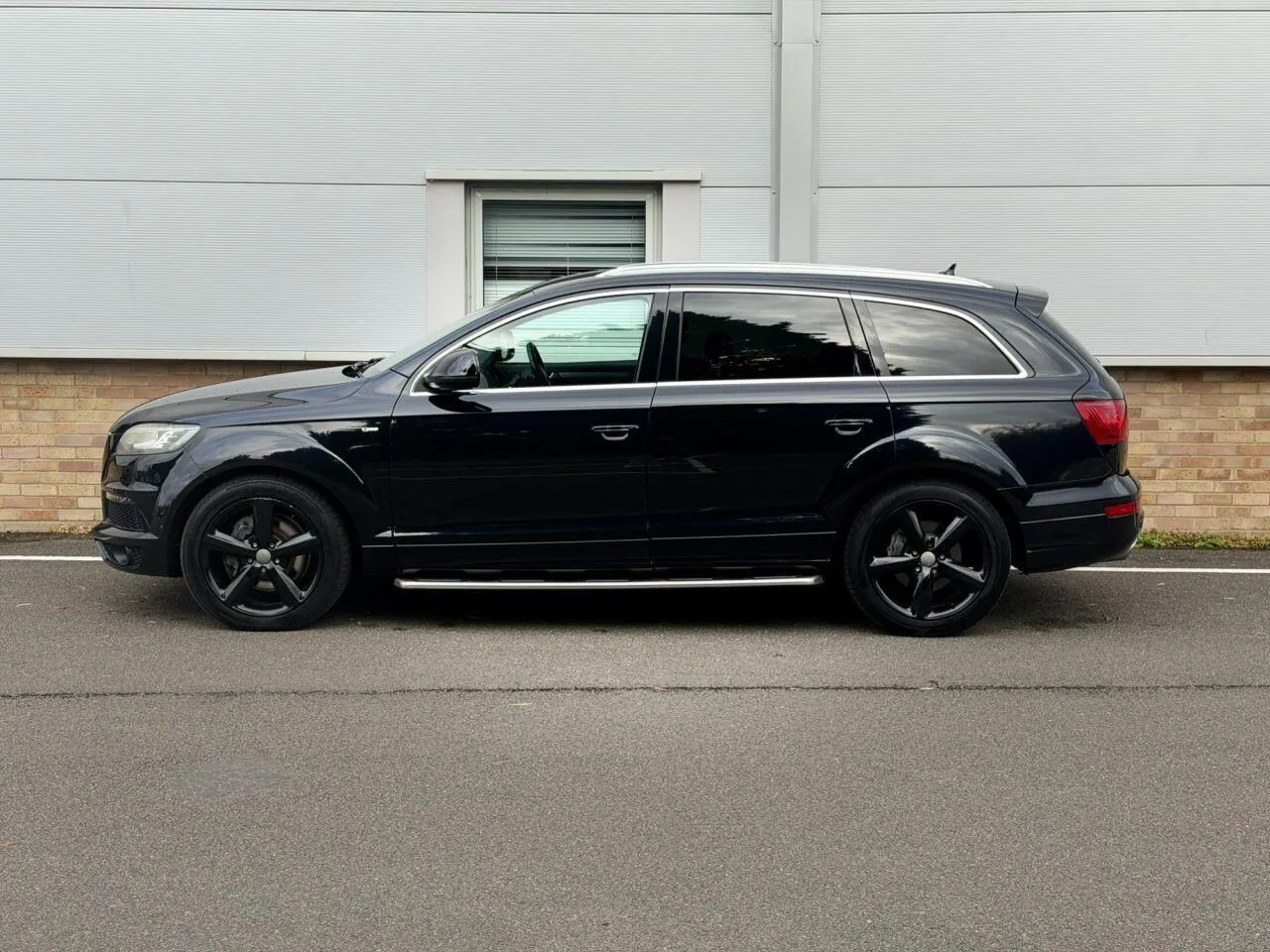 Audi Q7 2011 photo 3