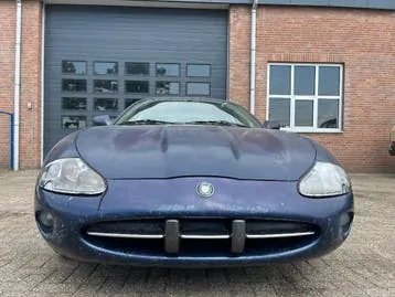 Jaguar Xk8