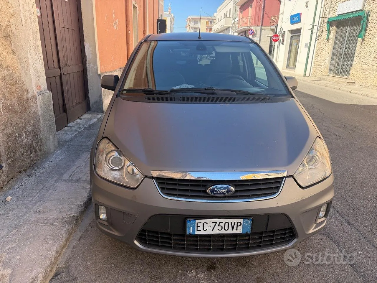 Ford C-Max 2010 photo 2