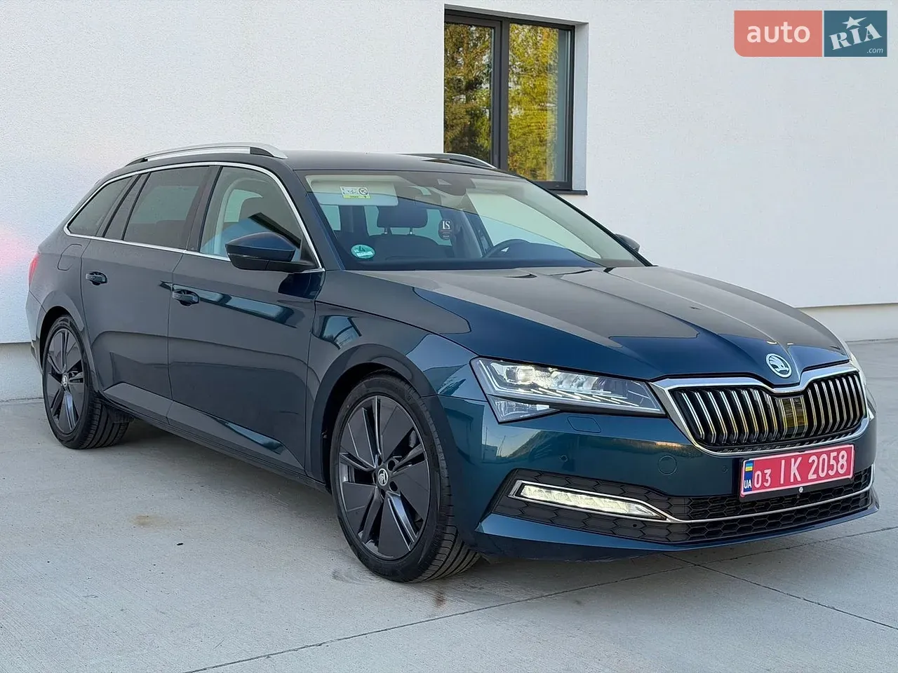 Skoda Superb 2022 photo 2