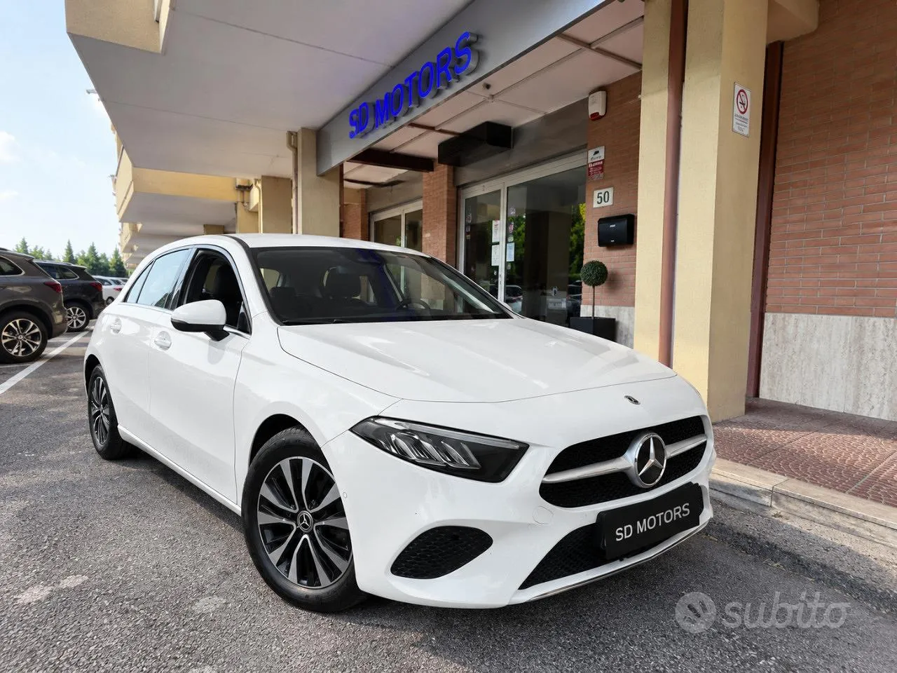 Mercedes-Benz A 180