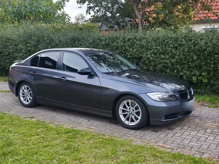 BMW 320I