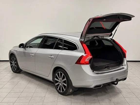 Volvo V60 2017 photo 5