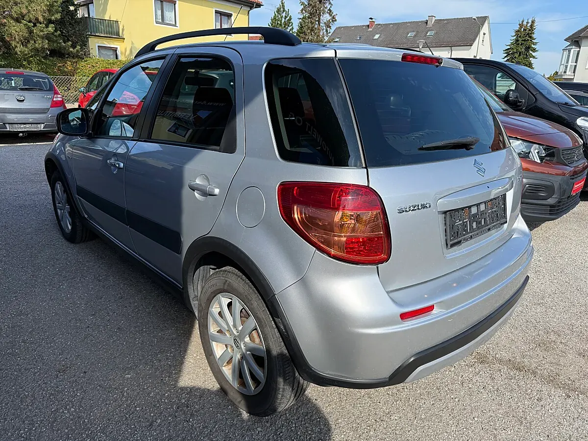 Suzuki Sx4 2012 photo 3