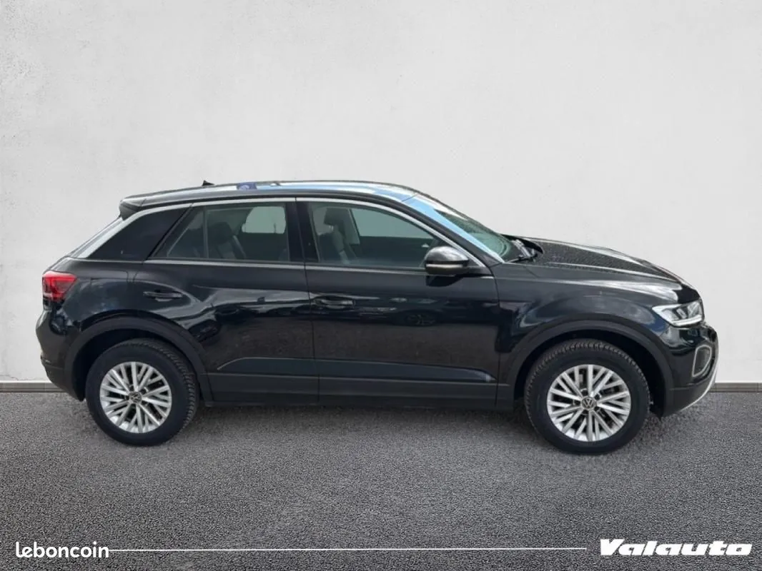 Volkswagen T-Roc 2023 photo 4
