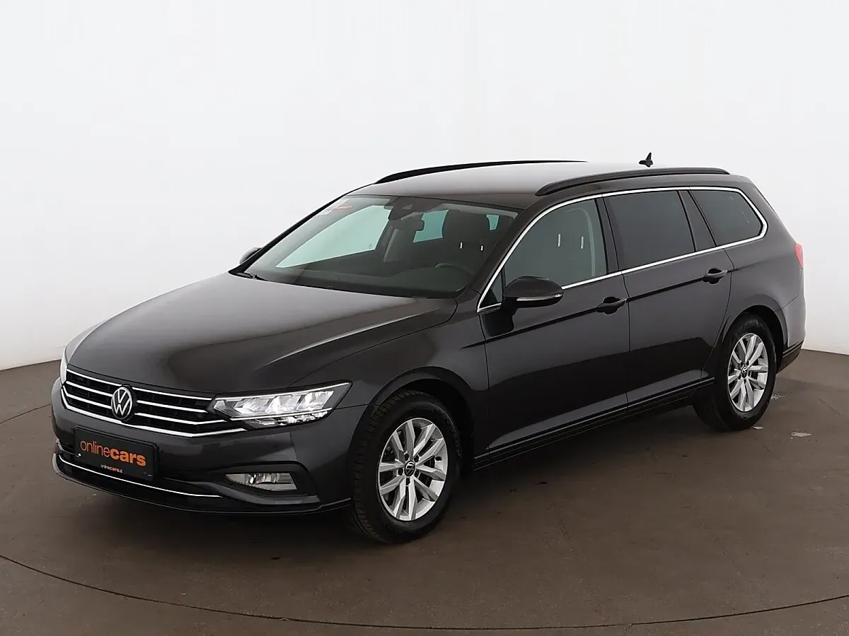 Volkswagen Passat 2023 photo 2