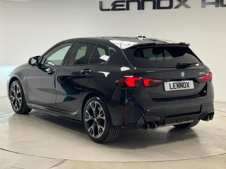 BMW 1 Series 2024 photo 5