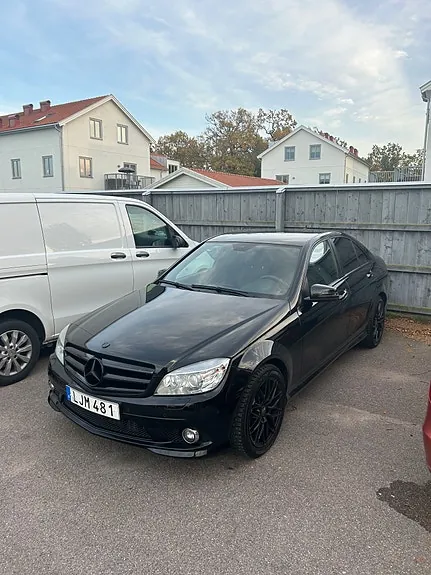 Mercedes-Benz C180