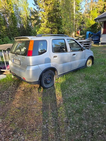 Suzuki Ignis 2003 photo 3