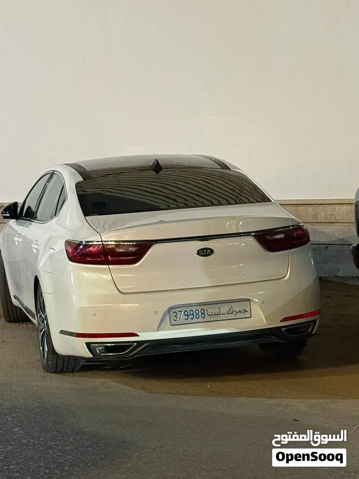 Kia Cadenza 2018 photo 4