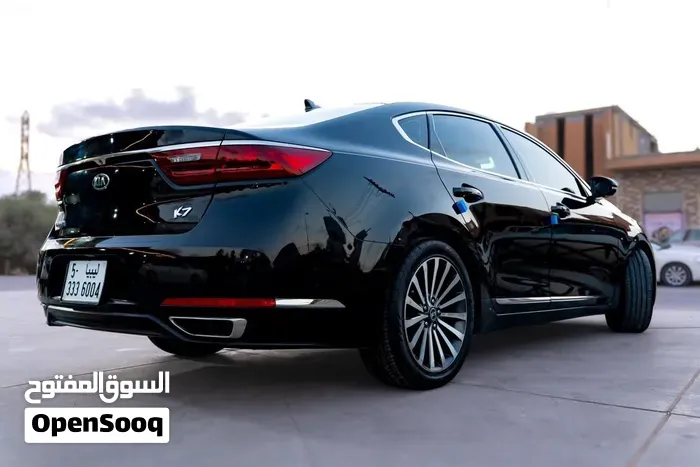 Kia Cadenza 2018 photo 5