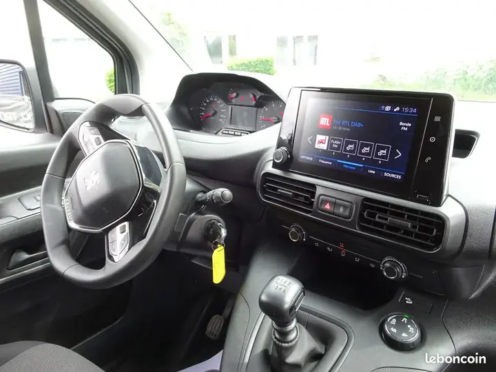 Peugeot Partner 2023 photo 5