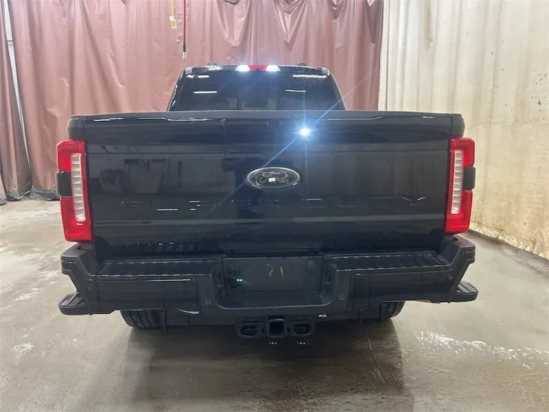 Ford F250 2026 photo 4