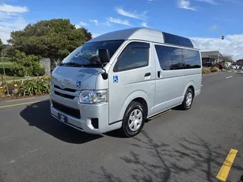 Toyota Hiace 2020 photo 4