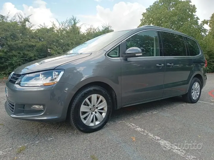 Volkswagen Sharan 2012 photo 4