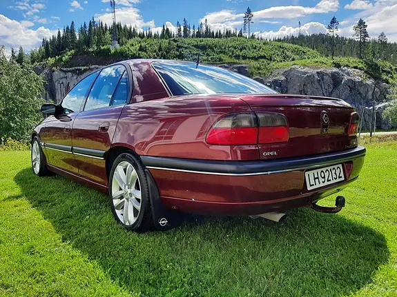 Opel Omega 1998 photo 2