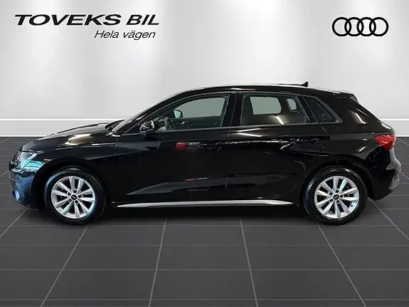 Audi A3 2023 photo 2