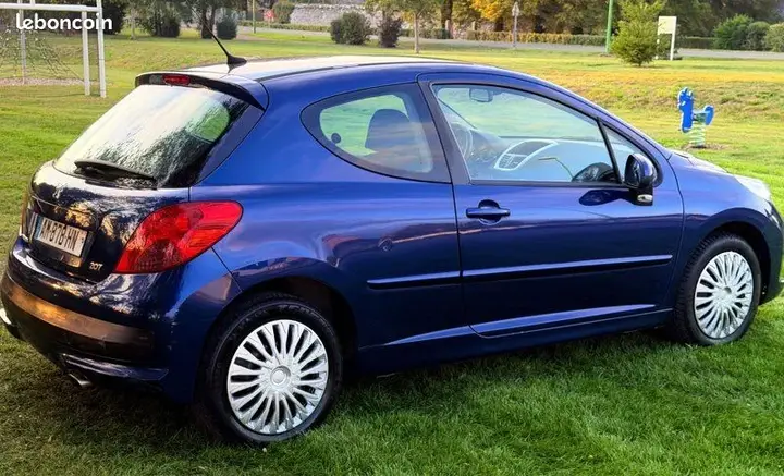 Peugeot 207 2007 photo 3