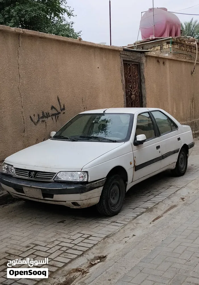 Peugeot 405