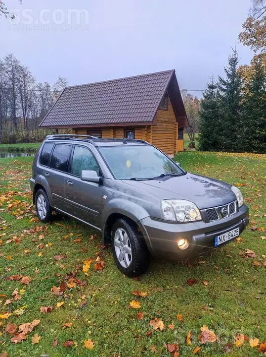 Nissan X-Trail 2006 photo 2
