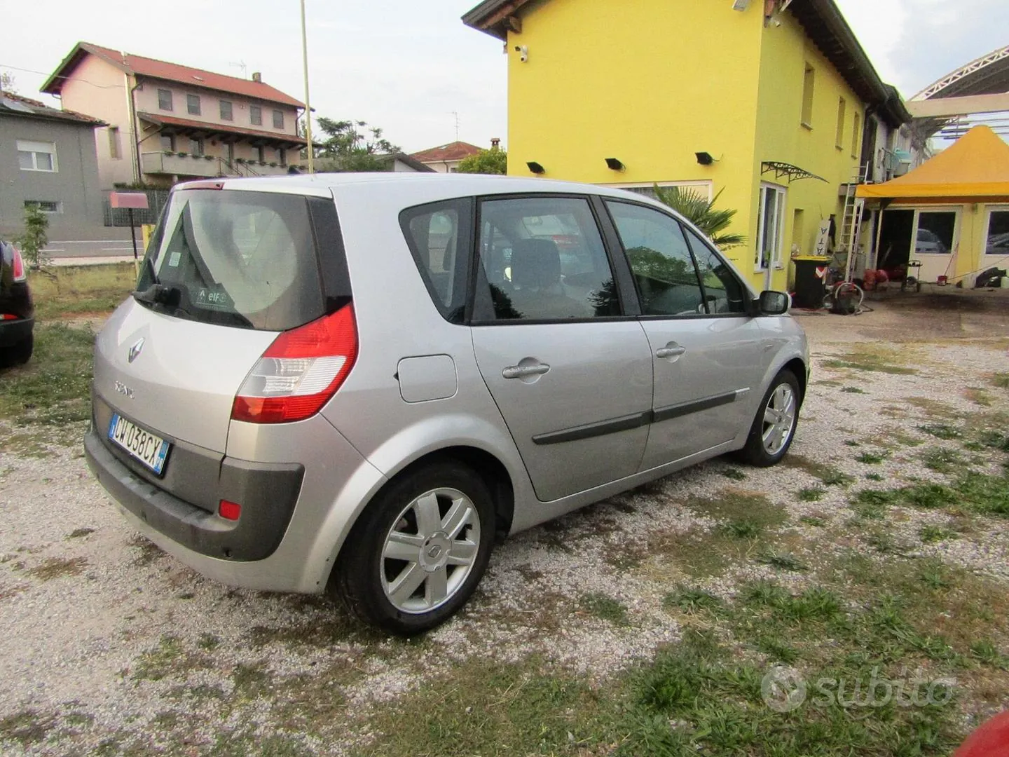 Renault Scenic 2005 photo 4
