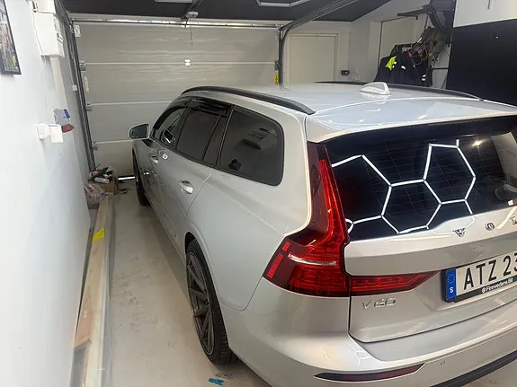 Volvo V60 2020 photo 3